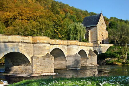 Alte Werrabrücke mit Liboriuskapelle in Creuzburg